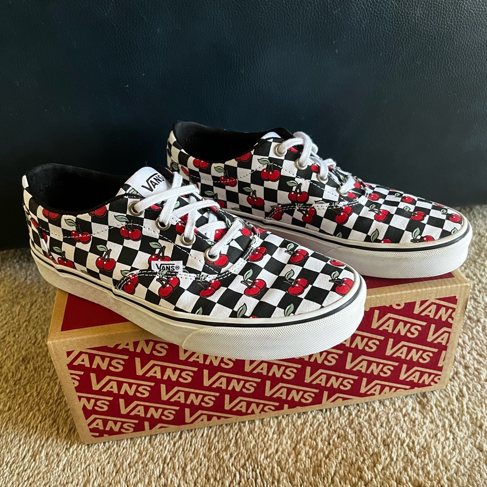WMNS Vans Doheny Cherry Checkerboard